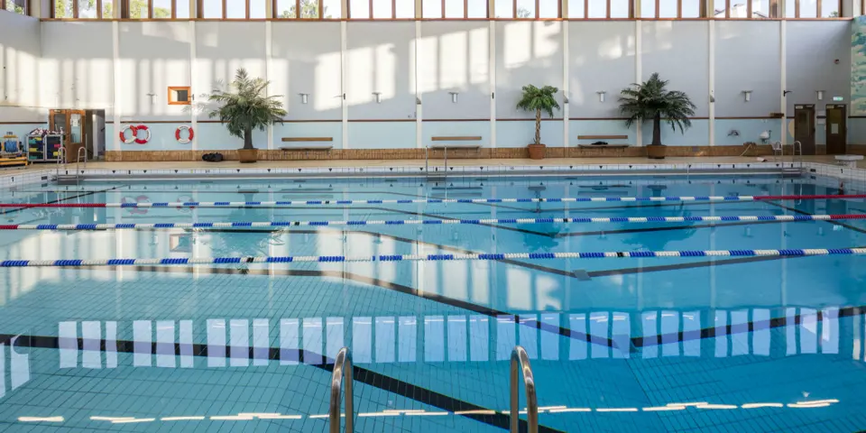 Västertorps simhall